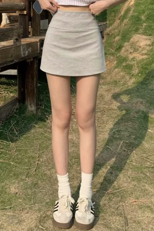 Slim Fit Split Hem Shorts for Women - Mid-Waist Sports Yoga Bodycon Skirt Pants - Versatile Summer Fashion