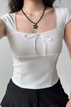 Slim-Fit Square Neck Short Sleeve T-Shirt for Women â€“ European & American Style Summer Top, Flattering Minimalist Design