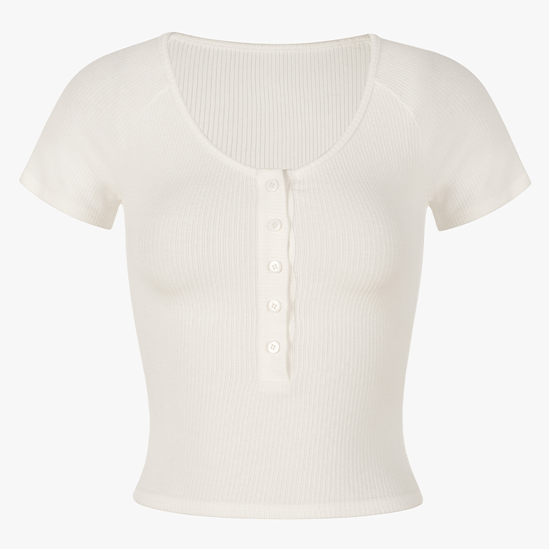 Slim-Fit White Knitted T-Shirt for Women, Short Sleeve with Button Detail, French Style, Chest-Highlighting Design Slim-Fit White Knitted T-Shirt for Women, Short Sleeve with Button Detail, French Style, Chest-Highlighting Design