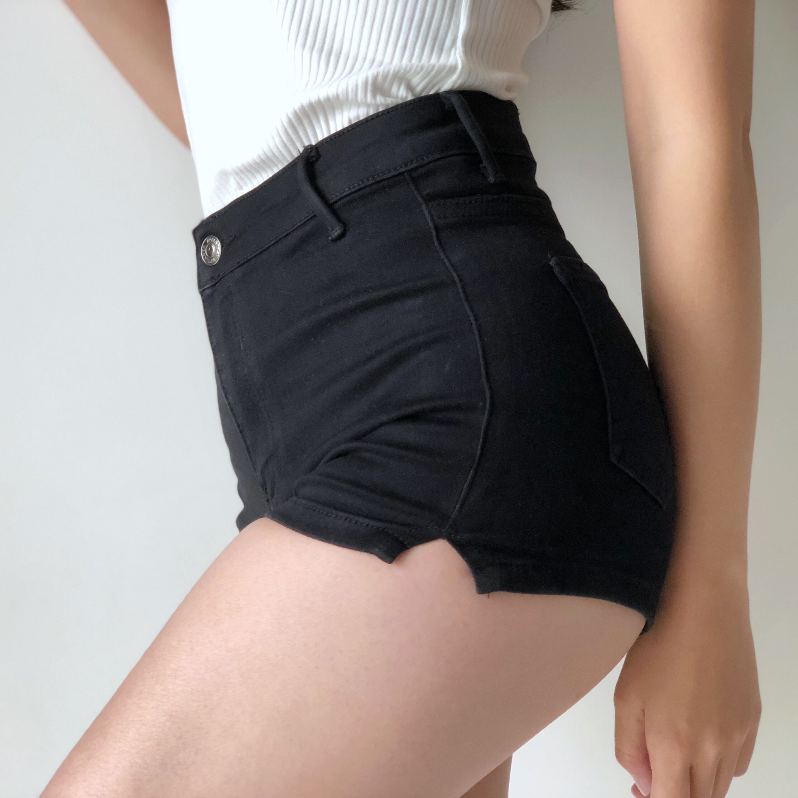 Slim High Waist High Split Denim Shorts for Women - European American Style, Leg-Lengthening, High Elastic Waist, Trendy Summer Fashion Slim High Waist High Split Denim Shorts for Women - European American Style, Leg-Lengthening, High Elastic Waist, Trendy Summer Fashion