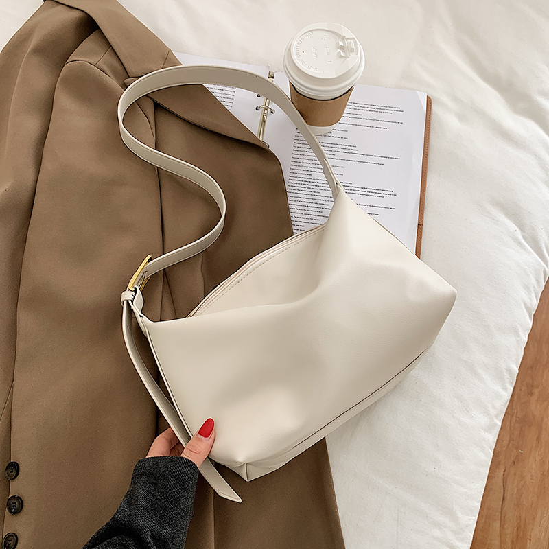 Soft Leather Casual Small Bag for Women - Retro Spring/Summer 2025 Trendy Versatile Crossbody Shoulder Bag Soft Leather Casual Small Bag for Women - Retro Spring/Summer 2025 Trendy Versatile Crossbody Shoulder Bag