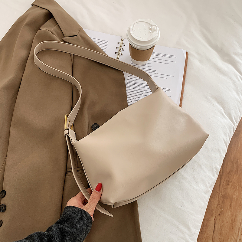 Soft Leather Casual Small Bag for Women - Retro Spring/Summer 2025 Trendy Versatile Crossbody Shoulder Bag Soft Leather Casual Small Bag for Women - Retro Spring/Summer 2025 Trendy Versatile Crossbody Shoulder Bag