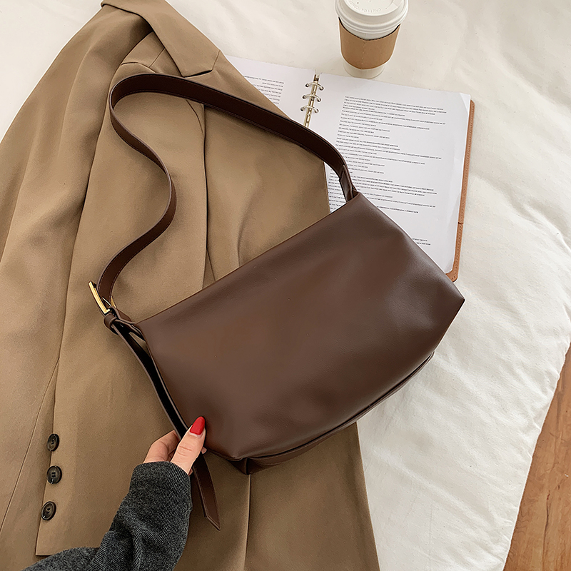 Soft Leather Casual Small Bag for Women - Retro Spring/Summer 2025 Trendy Versatile Crossbody Shoulder Bag Soft Leather Casual Small Bag for Women - Retro Spring/Summer 2025 Trendy Versatile Crossbody Shoulder Bag