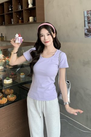 Solid Color Short Sleeve T-Shirt for Women - Versatile Slim Fit Summer Top, Casual Essential, Perfect for Everyday Wear