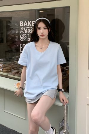 Solid Color Short Sleeve V-Neck T-Shirt for Women - Loose Fit, Versatile Summer Top, 2025 New Arrival, Casual Essential