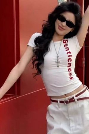 Spicy Girl White Letter Print Short-Sleeve T-Shirt for Women - Slim Fit Summer Top, American Style, Trendy Fashion Essential