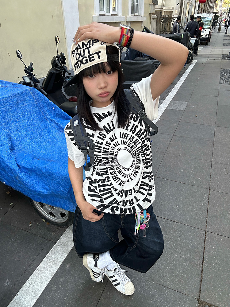 Spring 2025 American Letter Print Short Sleeve T-Shirt for Men and Women - Loose Casual Basic Top, Unisex Fashion Essential Spring 2025 American Letter Print Short Sleeve T-Shirt for Men and Women - Loose Casual Basic Top, Unisex Fashion Essential