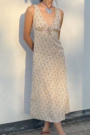 Spring 2025 French Floral V-Neck Tie Waist Slim Fit Sleeveless Dress for Women - Perfect for 90s and Y2K Style Looks