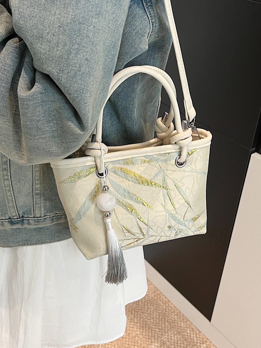 Spring 2025 National Style Handheld Water Bucket Bag - Embroidered Versatile Shoulder & Crossbody Bag Spring 2025 National Style Handheld Water Bucket Bag - Embroidered Versatile Shoulder & Crossbody Bag