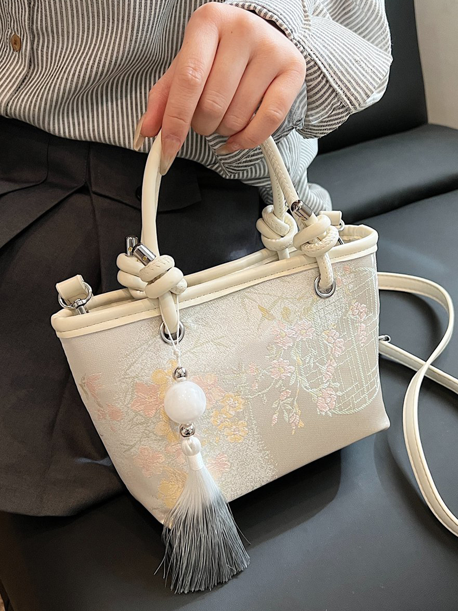 Spring 2025 National Style Handheld Water Bucket Bag - Embroidered Versatile Shoulder & Crossbody Bag Spring 2025 National Style Handheld Water Bucket Bag - Embroidered Versatile Shoulder & Crossbody Bag
