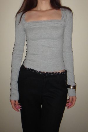 Spring 2025 Women's Elegant Square Neck Slim Fit Short T-Shirt - Versatile Basic Top for Hot Girl Style