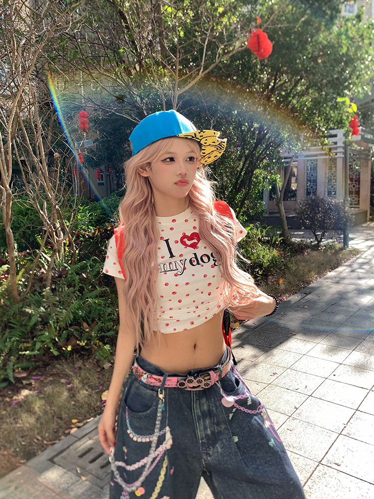 Spring American Vintage Heart Dog Paw Print Short T-Shirt for Women - Slim Fit, Y2K Inspired, Casual Fashion Tee Spring American Vintage Heart Dog Paw Print Short T-Shirt for Women - Slim Fit, Y2K Inspired, Casual Fashion Tee