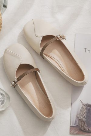 Spring Sheepskin Flat Loafers for Women - French Style Shallow Mouth Shoes Perfect for Skirts - Elegant and Versatile Fashion Footwear