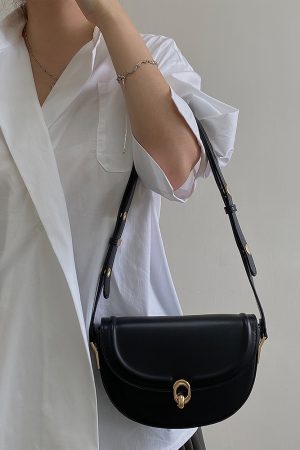 Spring Summer Women's Retro Underarm Crossbody Bag - Small Saddle Bag for 2025 Fashion