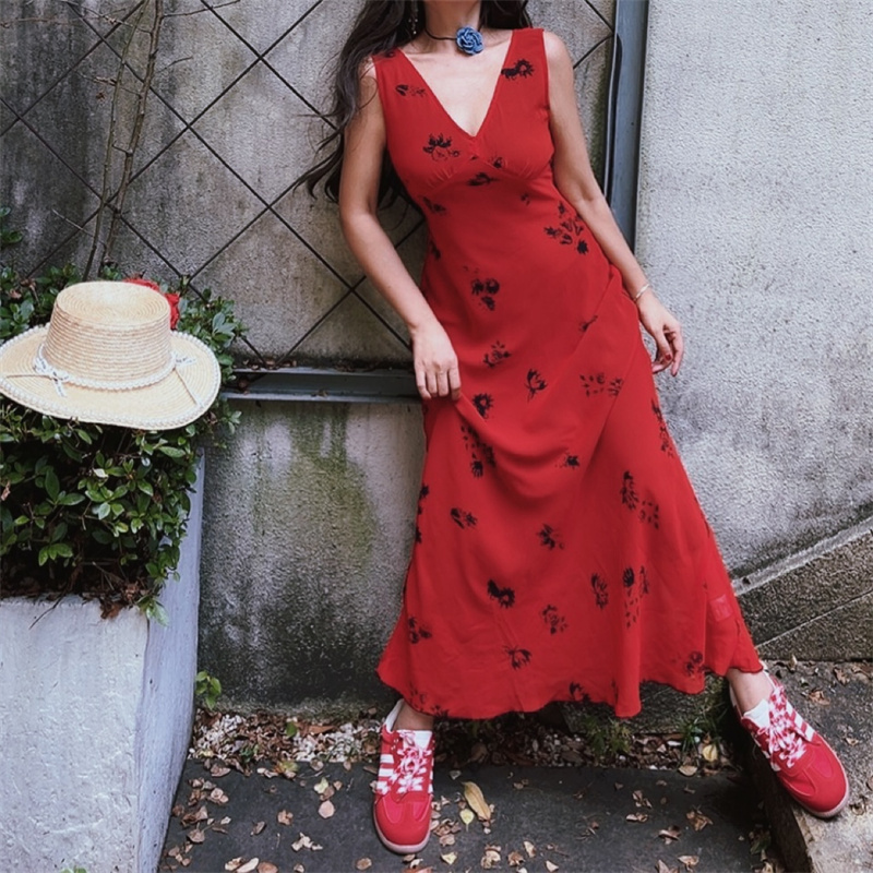 Stunning Red Floral Mermaid Dress - Handmade Draped V-Neck, Waist-Cinching, Perfect for Vacation & Summer Events Stunning Red Floral Mermaid Dress - Handmade Draped V-Neck, Waist-Cinching, Perfect for Vacation & Summer Events