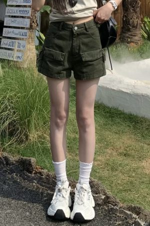 Stylish American Workwear Denim Shorts for Women â€“ Summer Petite Casual Hot Pants, Trendy Street Style for Hot Girls