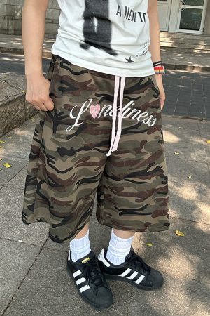 Summer American Vintage Camouflage Loose Wide-Leg Three-Quarter Pants with Letter Embroidery for Men and Women