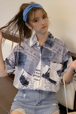 Summer Casual Loose Printed Short-Sleeve Shirt for Women - Versatile Beach Top in Hong Kong Style