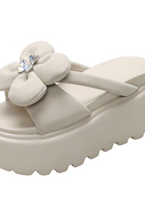 Summer Floral Thick-Soled Slippers for Women - Versatile Fairy Style Beach Sandals, Trendy Outdoor Footwear