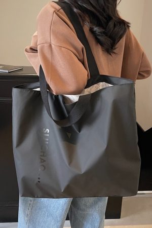 Summer Large Capacity Women's Tote Bag 2025 - Stylish Nylon Shoulder Bag for Short Trips & Commuting