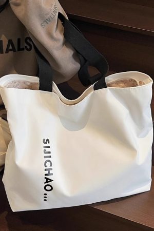 Summer Large Capacity Women's Tote Bag 2025 - Stylish Nylon Shoulder Bag for Short Trips & Commuting