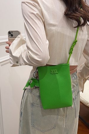 Summer Mini Crossbody Bag for Women - Lightweight Compact Phone Bag, High-End Niche Design, Perfect for Walking and Everyday Use