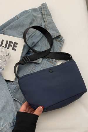 Summer Minimalist Lightweight Crossbody Bucket Bag for Women - Versatile Zipper Phone Bag for Commuting and Daily Use