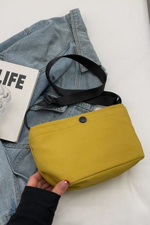 Summer Minimalist Lightweight Crossbody Bucket Bag for Women - Versatile Zipper Phone Bag for Commuting and Daily Use