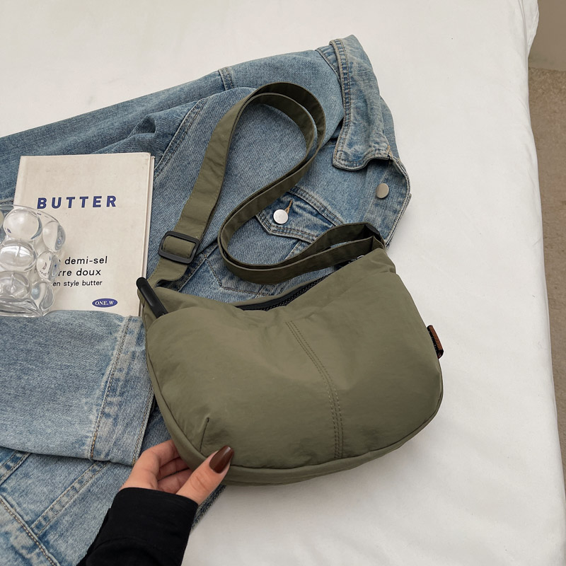 Summer Minimalist Lightweight Women's Crossbody Phone Bag - 2025 Nylon Canvas Commuting Essential Summer Minimalist Lightweight Women's Crossbody Phone Bag - 2025 Nylon Canvas Commuting Essential