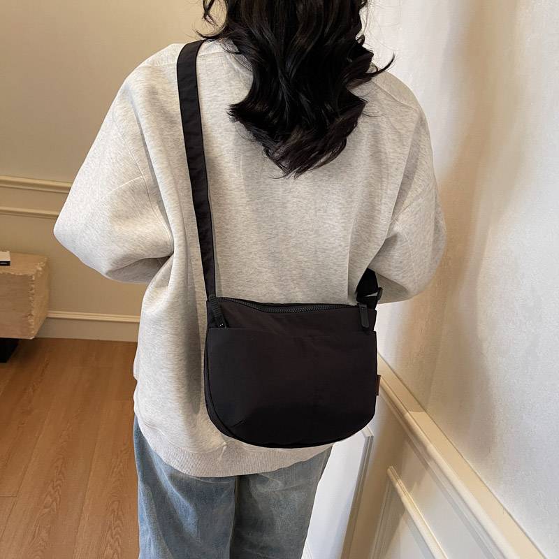 Summer Minimalist Lightweight Women's Crossbody Phone Bag - 2025 Nylon Canvas Commuting Essential Summer Minimalist Lightweight Women's Crossbody Phone Bag - 2025 Nylon Canvas Commuting Essential