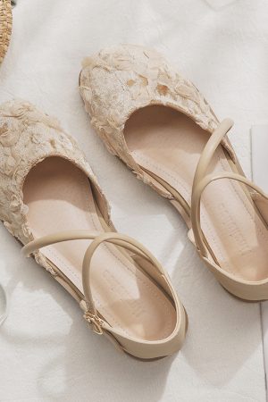 Summer Retro Sheepskin Flat Fairy-Style Open-Toe Sandals for Women - Hollow Design Perfect for Skirts