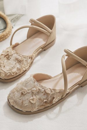 Summer Retro Sheepskin Flat Fairy-Style Open-Toe Sandals for Women - Hollow Design Perfect for Skirts