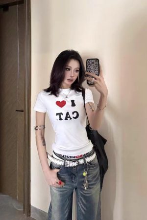 Summer Slim-Fit Heart Letter Printed Short Sleeve T-Shirt for Women | American-Style Minimalist Fashion Top