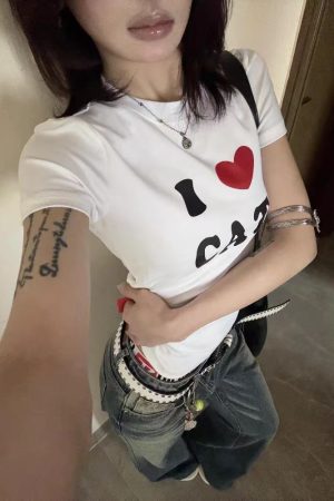 Summer Slim-Fit Heart Letter Printed Short Sleeve T-Shirt for Women | American-Style Minimalist Fashion Top