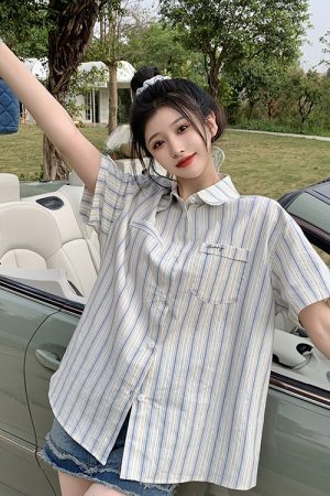 Summer Striped Short Sleeve Shirt for Women, Casual Loose Blouse, Versatile Top, Trendy Fashion for Students, 2025 Style