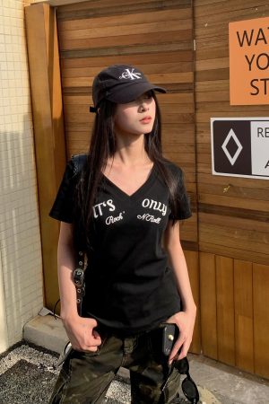 Summer V-Neck Embroidered Short Sleeve T-Shirt for Women - American Style Cool Girl Slim Fit Top, Versatile Fashion Essential