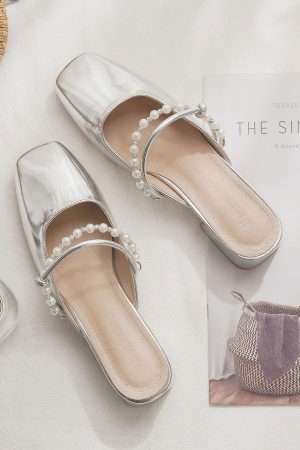 Summer Women's Sheepskin Slip-On Chunky Heeled Closed-Toe Slippers - No-Heel Lazy Style for Outdoor Fashion