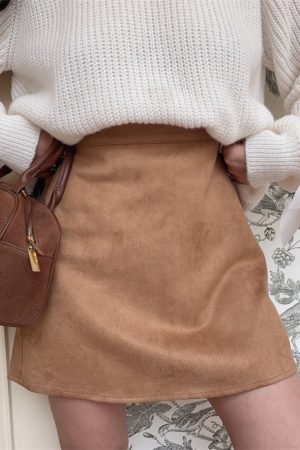 Super Versatile Handmade Retro Suede High-Waisted A-Line Half Skirt for Women - Stylish Short Skirt for Summer Fashion