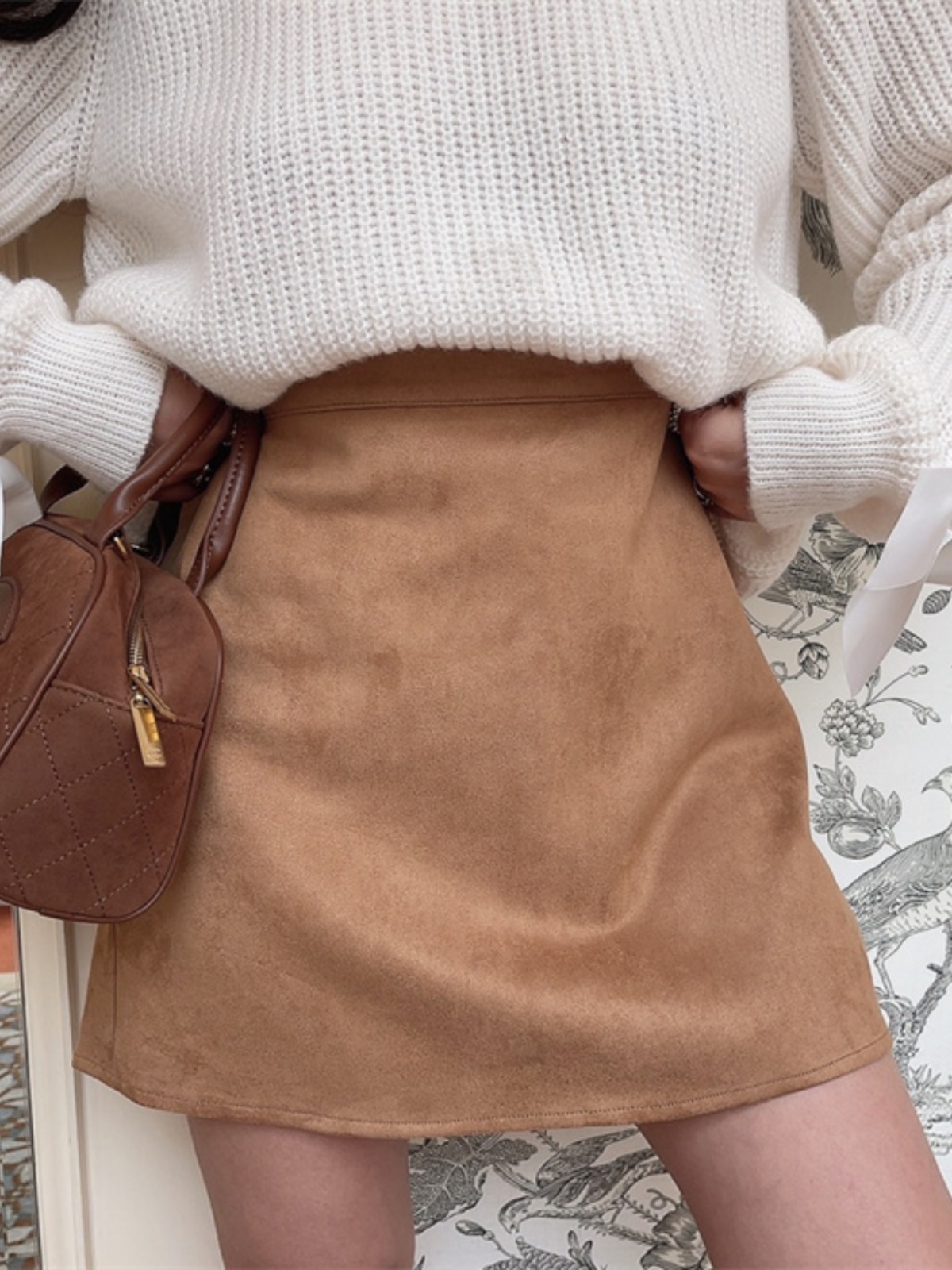 Super Versatile Handmade Retro Suede High-Waisted A-Line Half Skirt for Women - Stylish Short Skirt for Summer Fashion Super Versatile Handmade Retro Suede High-Waisted A-Line Half Skirt for Women - Stylish Short Skirt for Summer Fashion