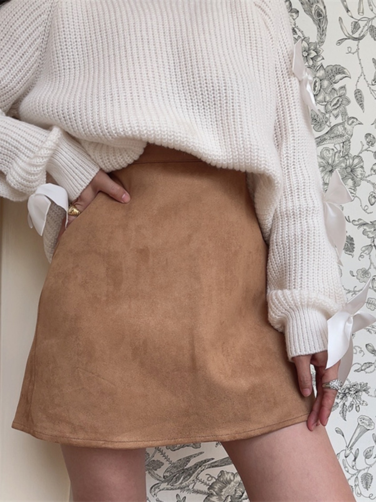 Super Versatile Handmade Retro Suede High-Waisted A-Line Half Skirt for Women - Stylish Short Skirt for Summer Fashion Super Versatile Handmade Retro Suede High-Waisted A-Line Half Skirt for Women - Stylish Short Skirt for Summer Fashion