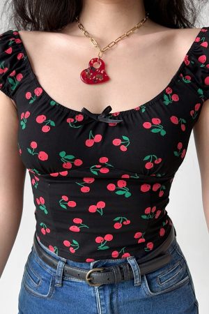 Sweet Cherry All-Over Print Puff Sleeve Slim T-Shirt - Low Neckline Round Neck Women's Top in European American Style
