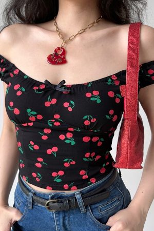 Sweet Cherry All-Over Print Puff Sleeve Slim T-Shirt - Low Neckline Round Neck Women's Top in European American Style