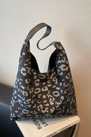 Textured Cow Print Shoulder Bag for Women - Summer 2025 Niche Underarm Tote, Versatile Commuting Style