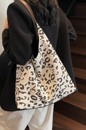 Textured Cow Print Shoulder Bag for Women - Summer 2025 Niche Underarm Tote, Versatile Commuting Style