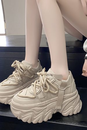 Thick-Soled Dad Shoes for Women - Casual White Sports Shoes, Height-Increasing, Lightweight, Trendy Autumn 2023 Style