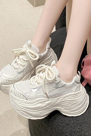 Thick-Soled Dad Shoes for Women - Summer Height-Increasing Mesh Casual Sneakers, Breathable Sports Shoes for Petite Figures, 2024