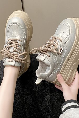 Thick-Soled Platform Shoes for Petite Women | Height-Increasing Casual Sports Shoes | Versatile Spring & Autumn Style 2024