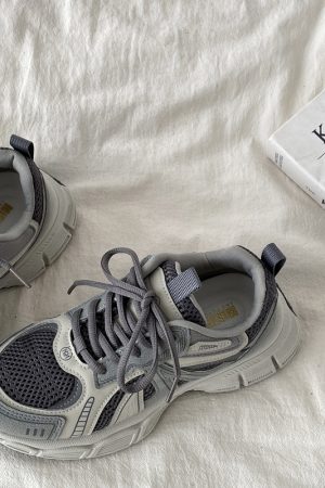 Thick-Soled Sports Shoes for Women - 2025 Spring Retro Casual Dad Sneakers, Versatile & Stylish Running Shoes