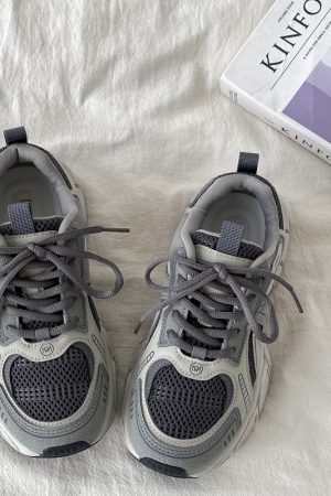 Thick-Soled Sports Shoes for Women - 2025 Spring Retro Casual Dad Sneakers, Versatile & Stylish Running Shoes