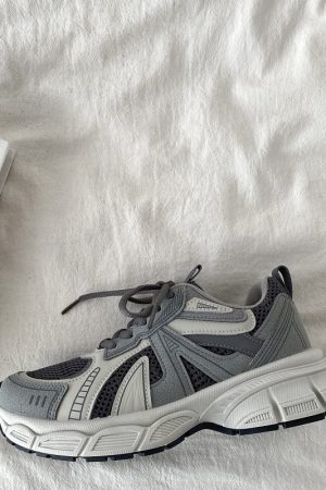 Thick-Soled Sports Shoes for Women - 2025 Spring Retro Casual Dad Sneakers, Versatile & Stylish Running Shoes